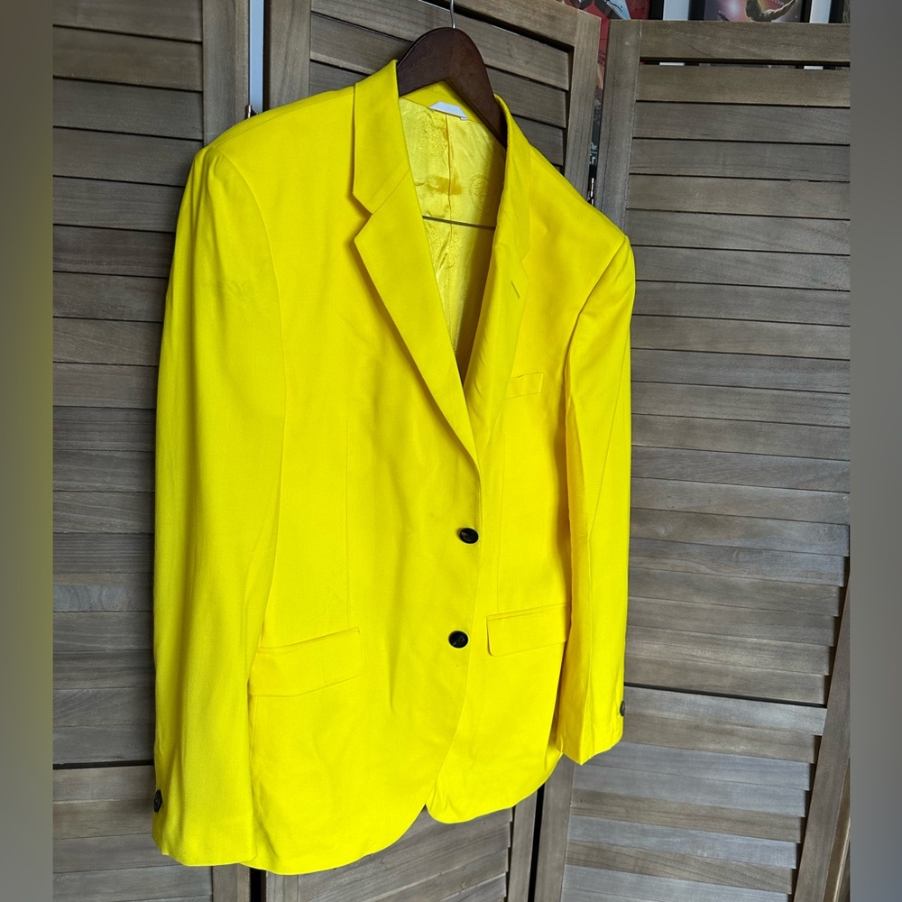 Versace suit - Picture 12 of 16
